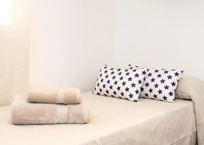Urbannest شقة فالنسيا